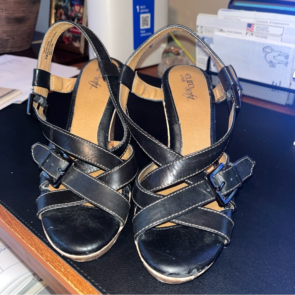 Sofft Women's Black Strappy Sandals 8.5
